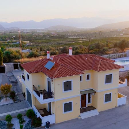Villa Βίλλα Πηνελόπη Με Πισίνα Σε Ιδιωτικό Λόφο Με Θέα à Nauplie Extérieur photo