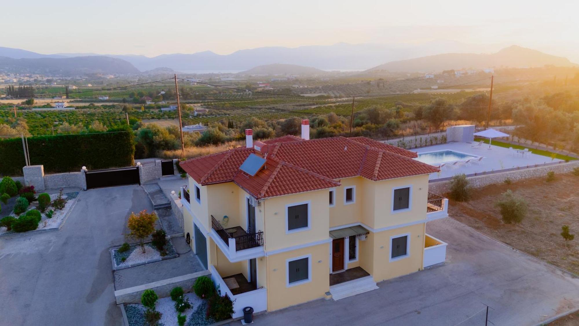Villa Βίλλα Πηνελόπη Με Πισίνα Σε Ιδιωτικό Λόφο Με Θέα à Nauplie Extérieur photo